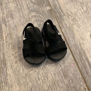 Toddler Nike water sandals